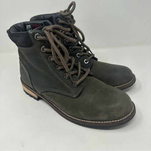 Kodiak Lace-Up Waterproof Leather Boots - Picture 1 of 12